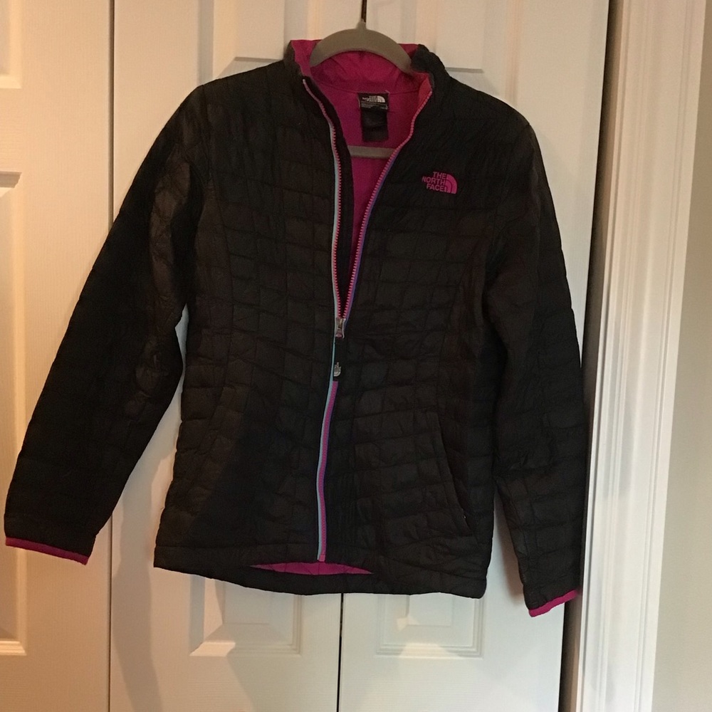 Black north face girls jacket